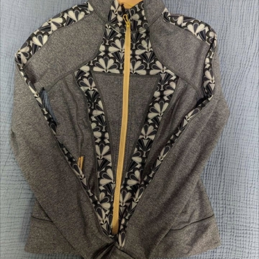 Ivivva Girls size 12 Jacket